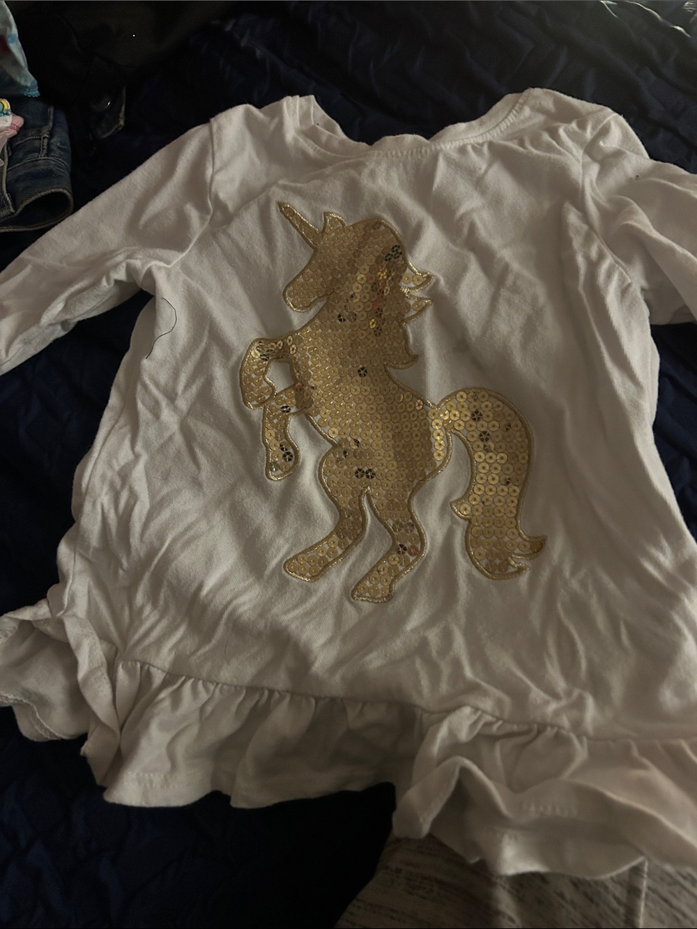 Kids Garanimals White Long Sleeve Tee with Gold Sequin Unicorn size 4t